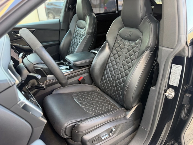 Audi SQ8 4.0 V8T* BANG 3D* 360* PANO* MATRIX* DISTRONIC* - автомобили, коли, обяви за нови и употребявани 11