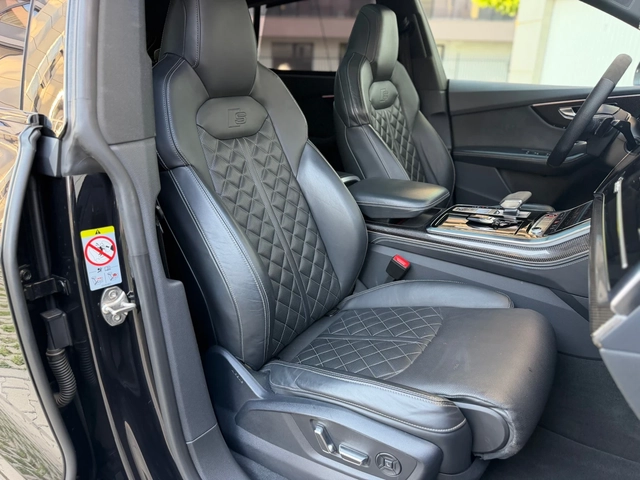 Audi SQ8 4.0 V8T* BANG 3D* 360* PANO* MATRIX* DISTRONIC* - автомобили, коли, обяви за нови и употребявани 12