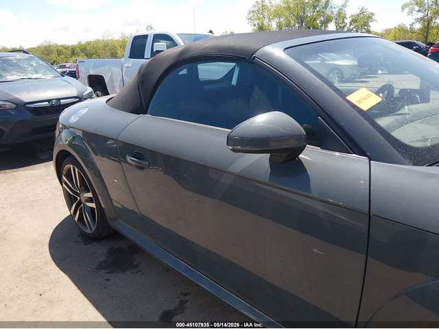 Audi Tt 2.0L I-4 DI, DOHC, VVT, TURBO, 220HP All Wheel Drive - автомобили, коли, обяви за нови и употребявани 12