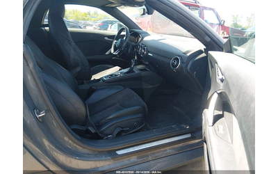 audi-tt-2-0l-i-4-di-dohc-vvt-turbo-220hp-all-wheel-drive - 4