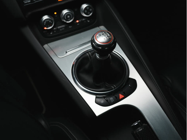 Audi Tt RS quattro 2.5T Ръчка* АвтоКредит* (ЦЕНА ДО БГ) - автомобили, коли, обяви за нови и употребявани 12