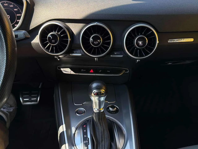 Audi Tt 2.0T QUATTRO * FULL S LINE* DIGITAL* ПОДГРЕВИ* - автомобили, коли, обяви за нови и употребявани 7