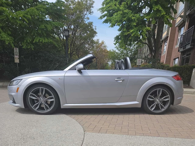 Audi Tt * 2.0T* 2 КЛЮЧА* KEYLESS* ПОДГРЕВ* - автомобили, коли, обяви за нови и употребявани 1