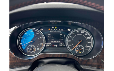 Bentley Bentayga W12 С РЕГИСТРАЦИЯ & АВТО КРЕДИТ - автомобили, коли, обяви за нови и употребявани 6