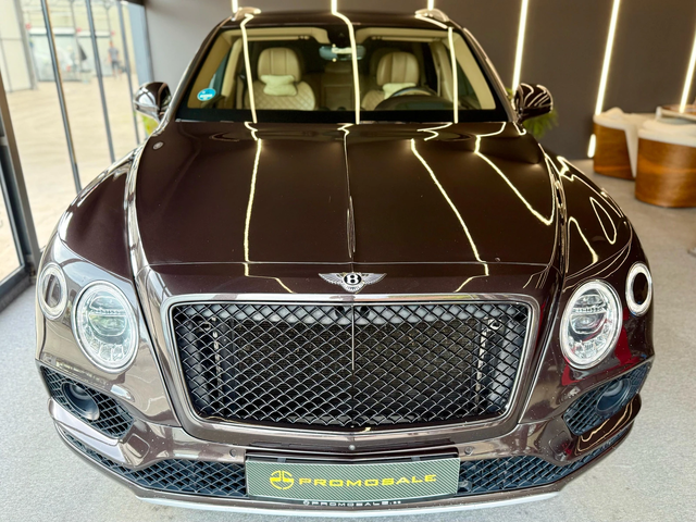 Bentley Bentayga V8 * Panorama* 22"* SoftClose* Лизинг - автомобили, коли, обяви за нови и употребявани 1