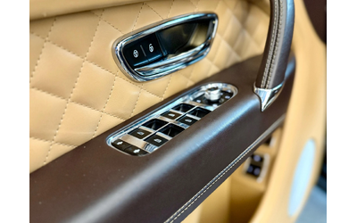 Bentley Bentayga V8 * Panorama* 22"* SoftClose* Лизинг - автомобили, коли, обяви за нови и употребявани 6