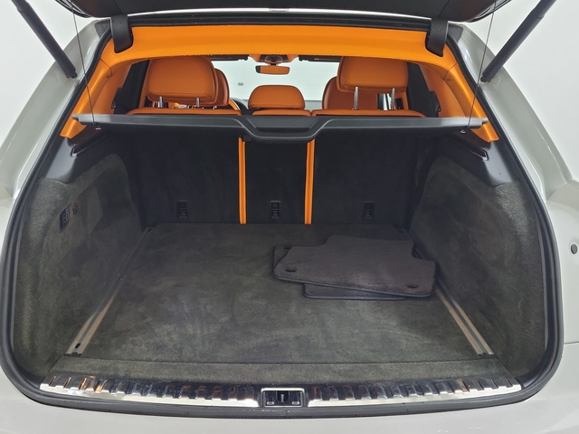 Bentley Bentayga 3L 6cyl AWD - автомобили, коли, обяви за нови и употребявани 13