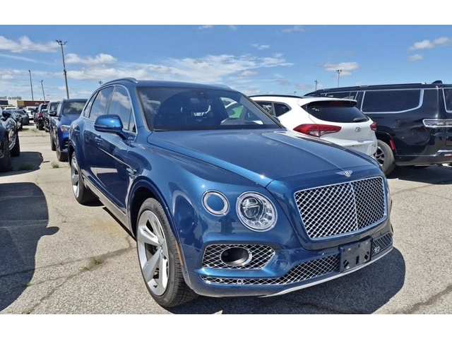 Bentley Bentayga 4.0 V8 * 360 * DISTRONIC * 26279KM * CARFAX * - автомобили, коли, обяви за нови и употребявани 0