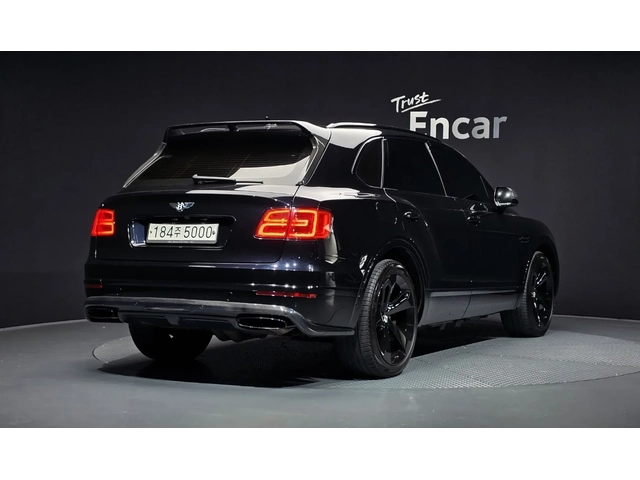 Bentley Bentayga W12 FULL - автомобили, коли, обяви за нови и употребявани 2
