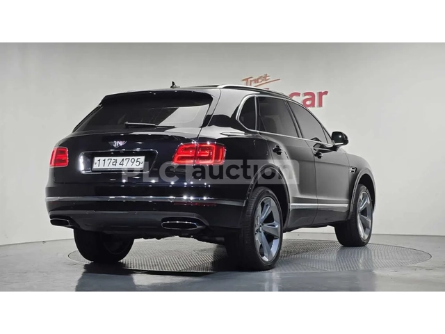 Bentley Bentayga - автомобили, коли, обяви за нови и употребявани 1