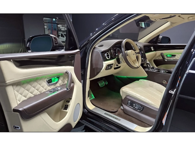 Bentley Bentayga W12 FULL - автомобили, коли, обяви за нови и употребявани 5