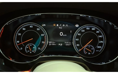 Bentley Bentayga W12 FULL - автомобили, коли, обяви за нови и употребявани 7