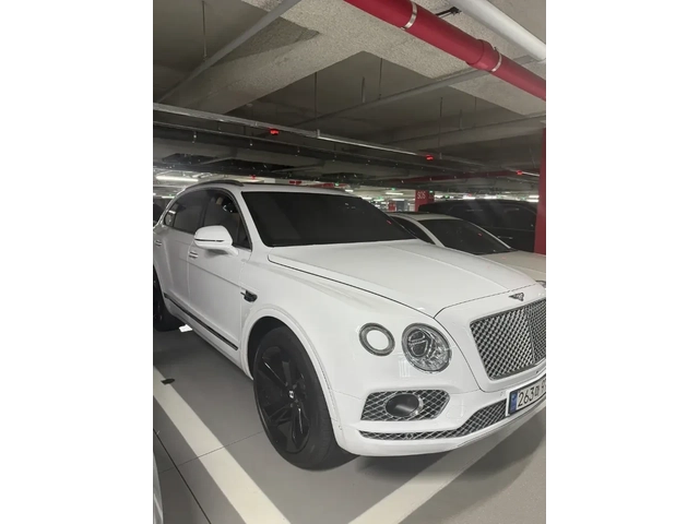 Bentley Bentayga FIRST EDITION | КРАЙНА ЦЕНА - автомобили, коли, обяви за нови и употребявани 0