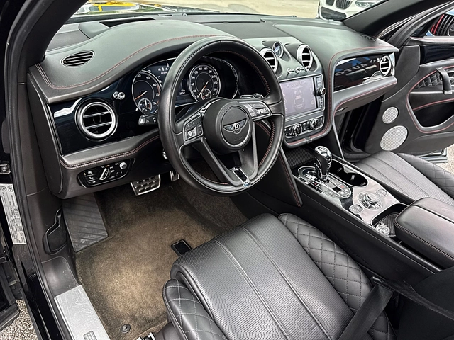 Bentley Bentayga DISTRONIK-HEAD UP-PANORAMA-V12-VAKUM-MONITORI-FULL - автомобили, коли, обяви за нови и употребявани 10