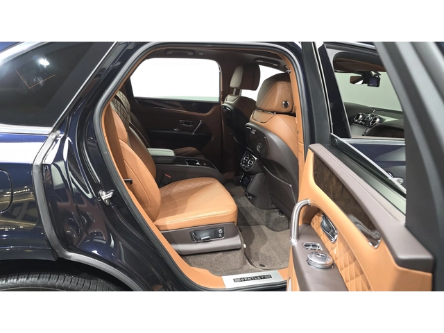 Bentley Bentayga W12 6.0* ОБДУХ* МАСАЖ* 360* HEAD-UP* КРАЙНА ЦЕНА - автомобили, коли, обяви за нови и употребявани 14