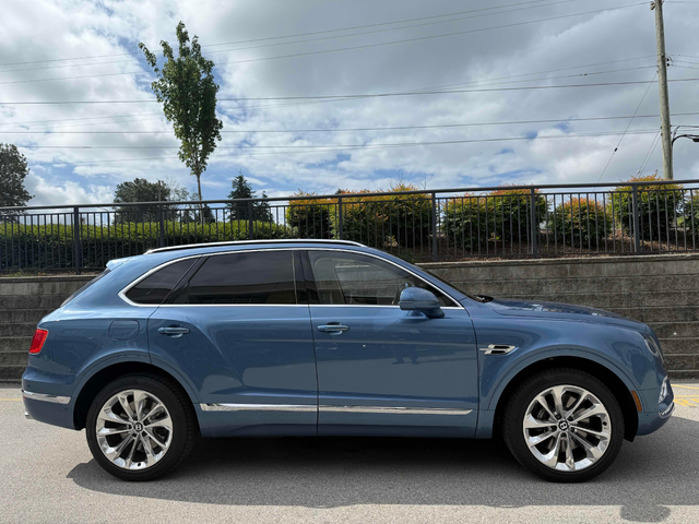 Bentley Bentayga 6.0L 12cyl AWD - автомобили, коли, обяви за нови и употребявани 1
