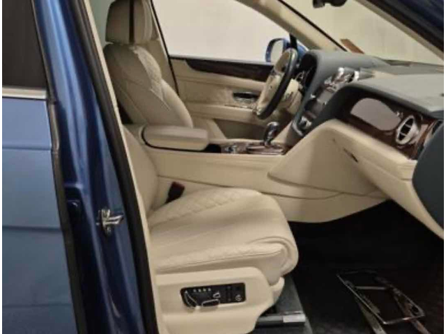 Bentley Bentayga 6.0L 12cyl AWD - автомобили, коли, обяви за нови и употребявани 9
