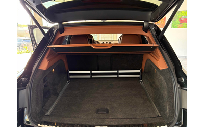 Bentley Bentayga 6.0L 12cyl AWD - автомобили, коли, обяви за нови и употребявани 10