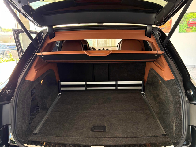 Bentley Bentayga 6.0L 12cyl AWD - автомобили, коли, обяви за нови и употребявани 10