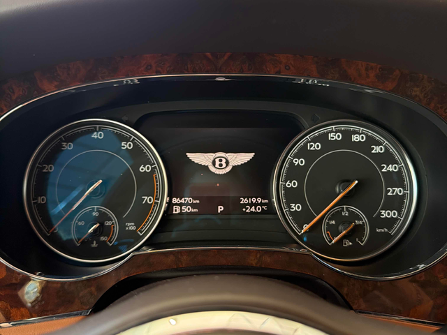 Bentley Bentayga 6.0L 12cyl AWD - автомобили, коли, обяви за нови и употребявани 7