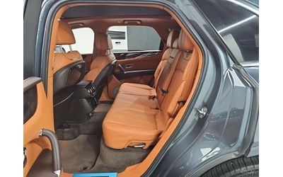 Bentley Bentayga 4.0* V8* ПОДГРЕВ* ОБДУХВАНЕ* 360* МАСАЖИ* HUD* - автомобили, коли, обяви за нови и употребявани 8