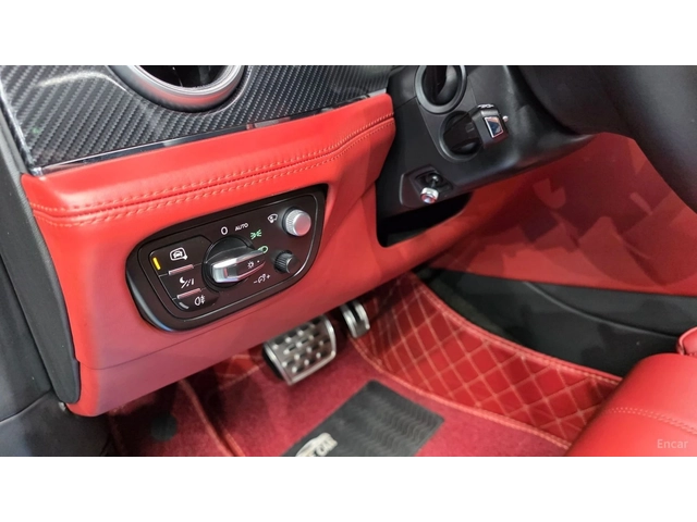 Bentley Bentayga 6.0* W12* DISTRONIC* 360* КАМЕРА* HUD* - автомобили, коли, обяви за нови и употребявани 12