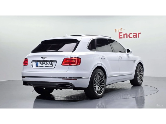 Bentley Bentayga 6.0* W12* DISTRONIC* 360* КАМЕРА* HUD* - автомобили, коли, обяви за нови и употребявани 2