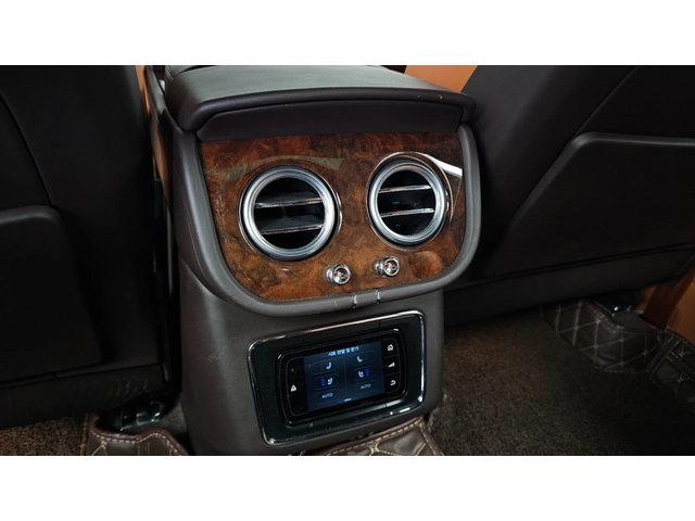 Bentley Bentayga 6.0 W12 - автомобили, коли, обяви за нови и употребявани 13