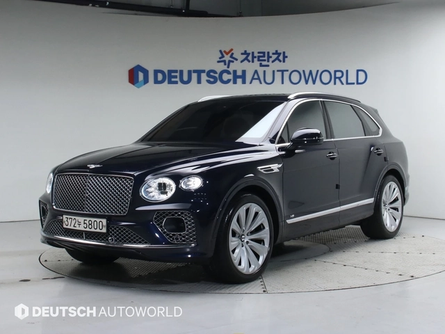 Bentley Bentayga 360КАМЕРИ | ХЕД ЪП | ОБДУХВАНЕ | ПАНОРАМА - автомобили, коли, обяви за нови и употребявани 0