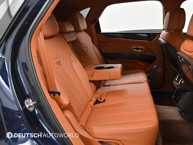 Bentley Bentayga 360КАМЕРИ | ХЕД ЪП | ОБДУХВАНЕ | ПАНОРАМА - автомобили, коли, обяви за нови и употребявани 10