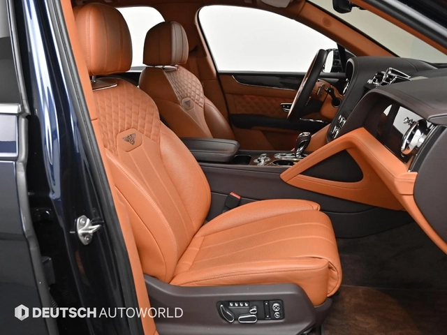 Bentley Bentayga 360КАМЕРИ | ХЕД ЪП | ОБДУХВАНЕ | ПАНОРАМА - автомобили, коли, обяви за нови и употребявани 7