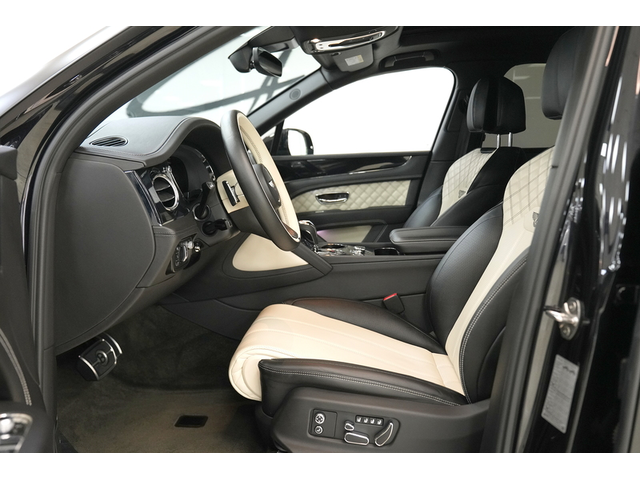BENTLEY Bentayga Bentayga 4.0 V8 AWD First Edition - автомобили, коли, обяви за нови и употребявани 10