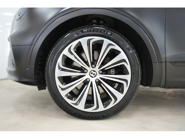 BENTLEY Bentayga Bentayga 4.0 V8 AWD First Edition - автомобили, коли, обяви за нови и употребявани 15