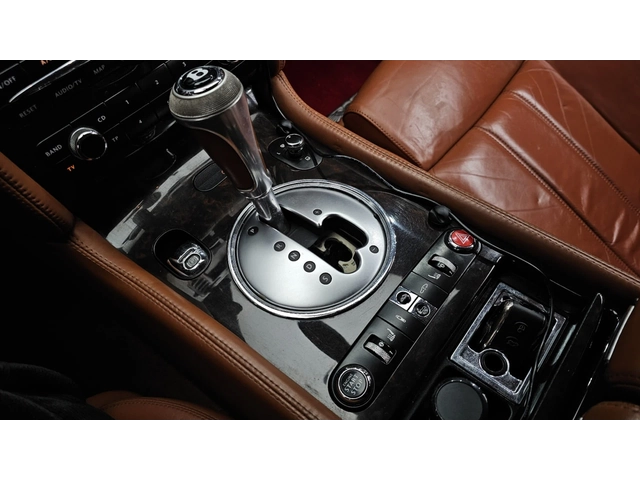 Bentley Continental GTC - автомобили, коли, обяви за нови и употребявани 8