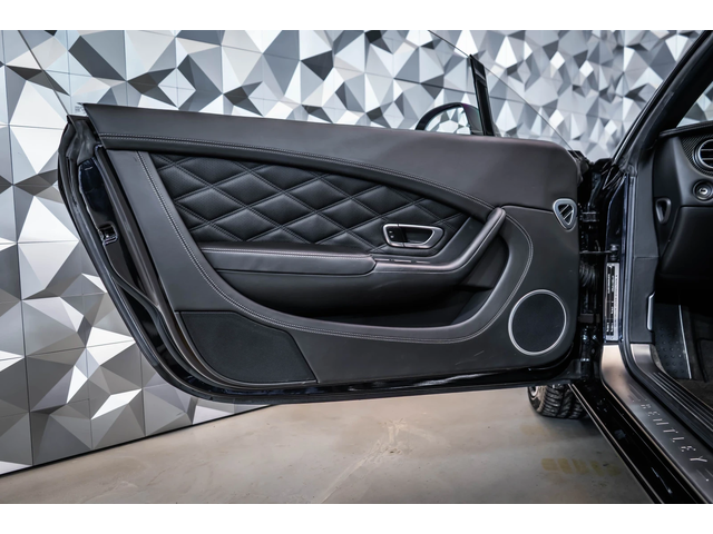 Bentley Continental gt V8 Mulliner Keyless* Soft-Close* Massage* - автомобили, коли, обяви за нови и употребявани 6