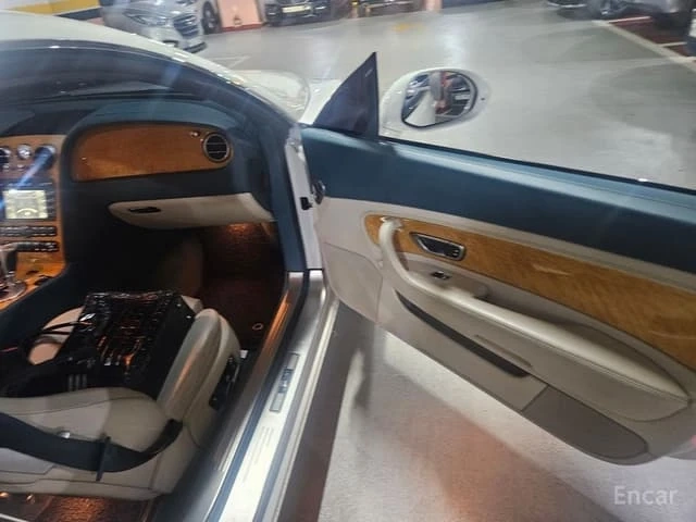 Bentley Continental gt - автомобили, коли, обяви за нови и употребявани 10