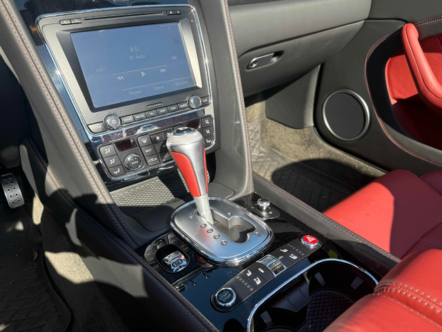 Bentley CONTINENTAL GT V8 4.0L 8cyl AWD - автомобили, коли, обяви за нови и употребявани 8