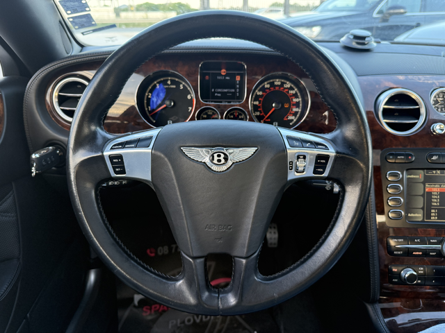 Bentley Continental W12* 2011г.* 55.000КМ* 1 Сибственик* Сервизна История - автомобили, коли, обяви за нови и употребявани 14
