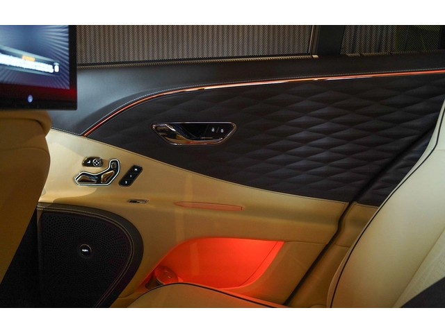 BENTLEY Flying Flying Spur 6.0 W12 AWD - автомобили, коли, обяви за нови и употребявани 11