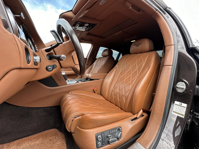 Bentley Flying Spur 4.0 / V8 - автомобили, коли, обяви за нови и употребявани 9