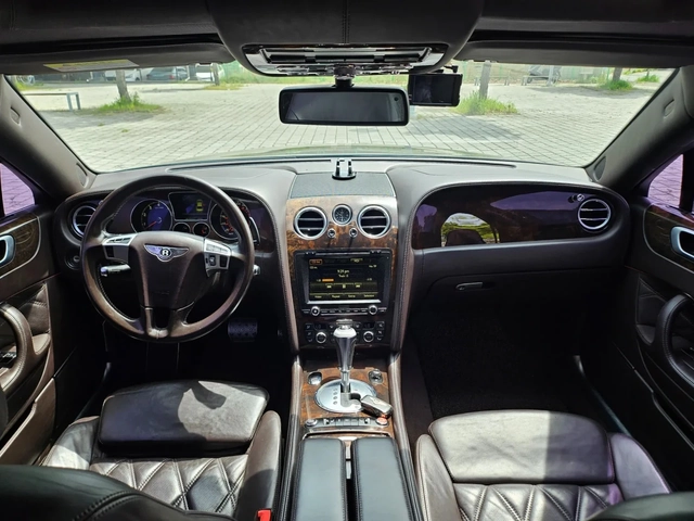 Bentley Flying Spur - автомобили, коли, обяви за нови и употребявани 15