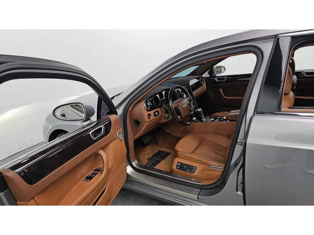 Bentley Flying Spur - автомобили, коли, обяви за нови и употребявани 8