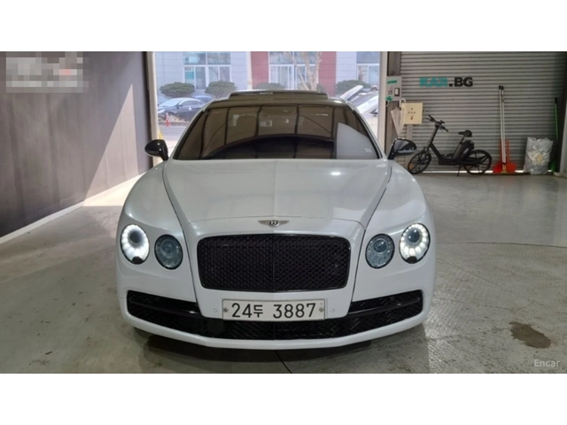 Bentley Flying Spur 2nd Gen 6.0* Кожа* Подгрев* Обдухв* ПАНО* - автомобили, коли, обяви за нови и употребявани 2