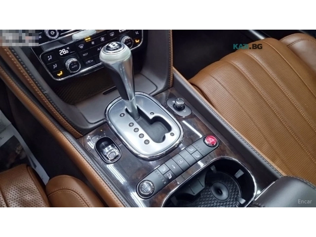 Bentley Flying Spur 2nd Gen 6.0* Кожа* Подгрев* Обдухв* ПАНО* - автомобили, коли, обяви за нови и употребявани 8