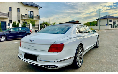bentley-flying-spur-flying-spur-4-0-v8-awd - 1