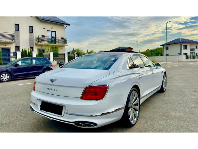 BENTLEY Flying Spur Flying Spur 4.0 V8 AWD - автомобили, коли, обяви за нови и употребявани 1