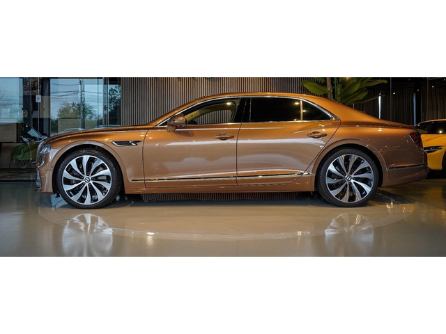 BENTLEY Flying Spur Flying Spur 6.0 W12 AWD - автомобили, коли, обяви за нови и употребявани 3