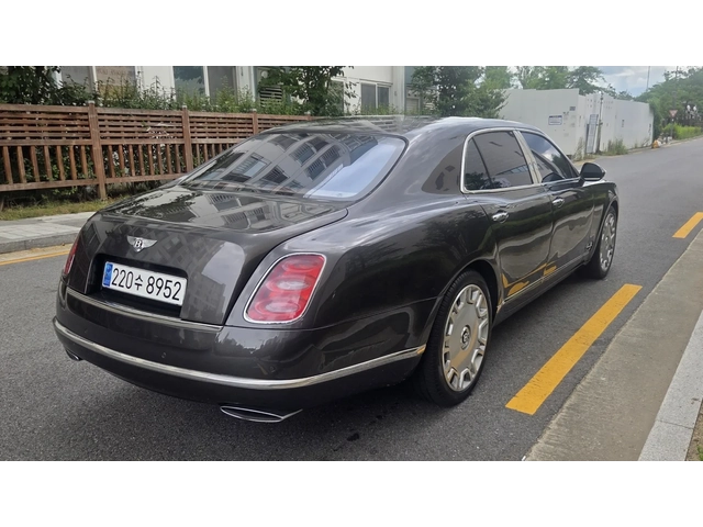 Bentley Mulsanne SOFT CLOSE | DVD | VENTILATED SEATS - автомобили, коли, обяви за нови и употребявани 3