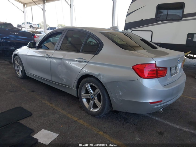 BMW 02 2.0L I-4 DI, DOHC, VVT, TURBO, 180HP Rear Wheel Drive - автомобили, коли, обяви за нови и употребявани 2
