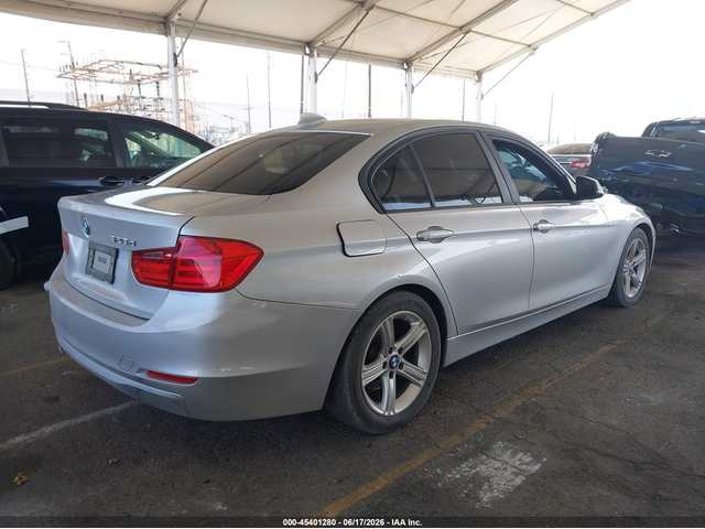 BMW 02 2.0L I-4 DI, DOHC, VVT, TURBO, 180HP Rear Wheel Drive - автомобили, коли, обяви за нови и употребявани 3